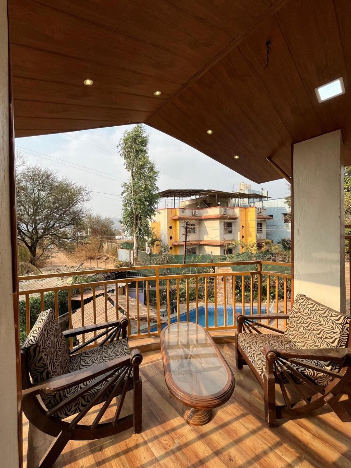 Govind Villa - 3Bhk Penthouse Suite With Pool Splash 罗纳瓦拉 外观 照片